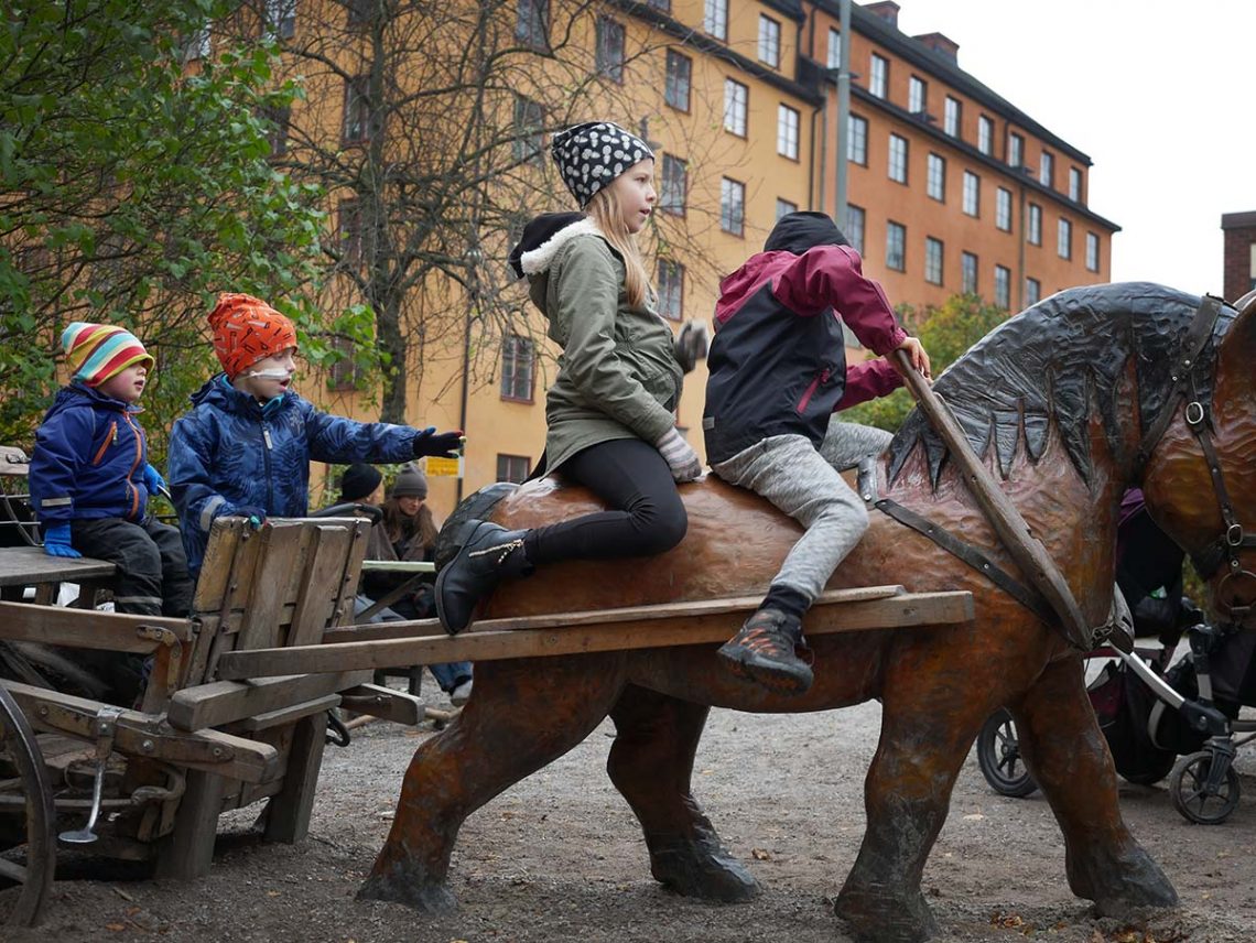 Elis, Folke, Lilly och Bertil i Bryggartäppan.