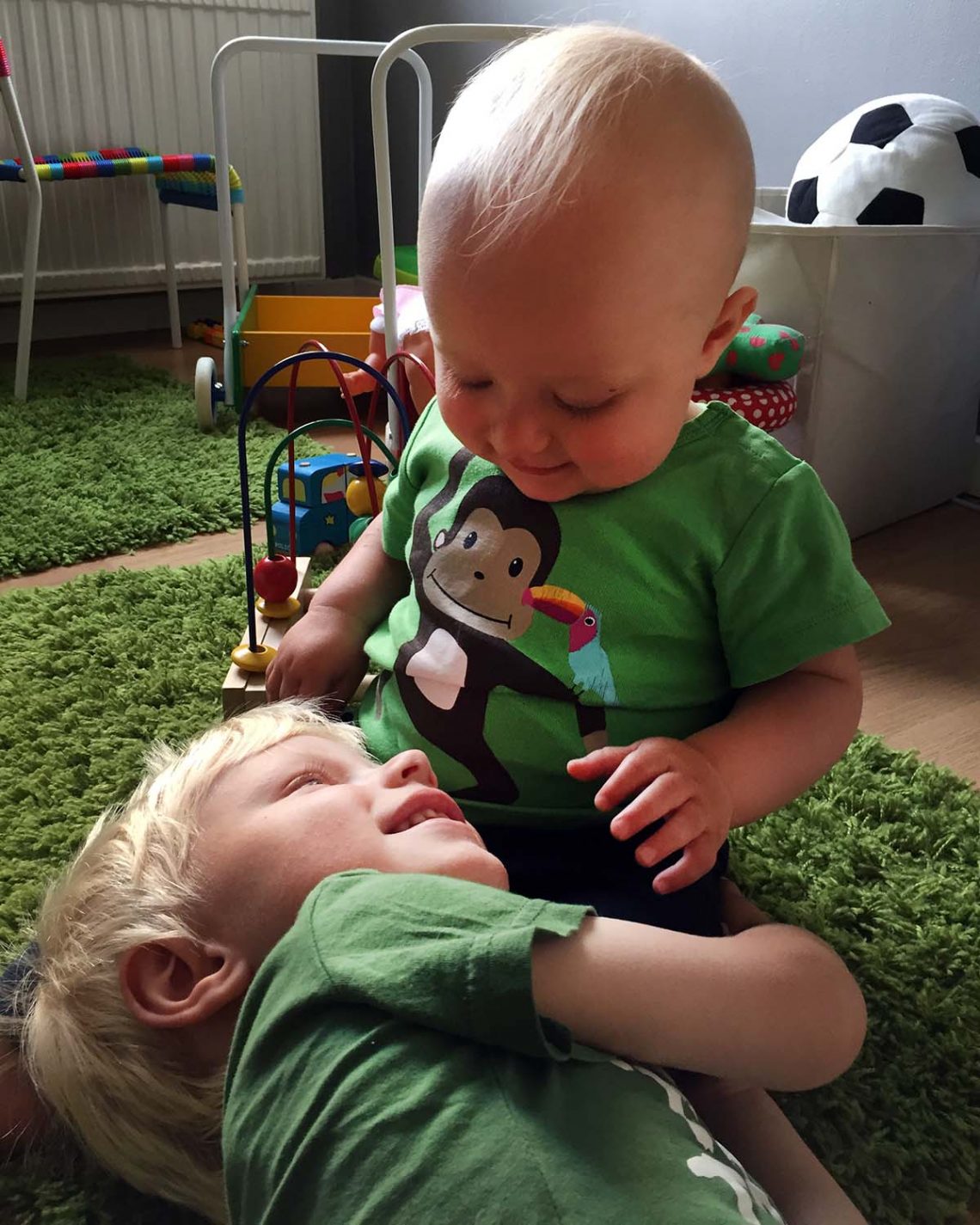 Elis och Folke, slutet av augusti 2015