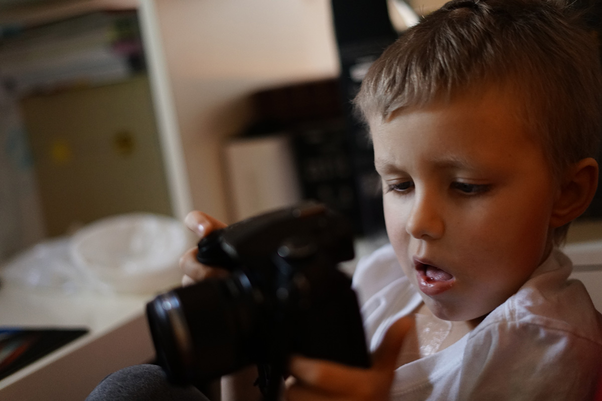 Elis kollar hur bilden blev i kamerans display