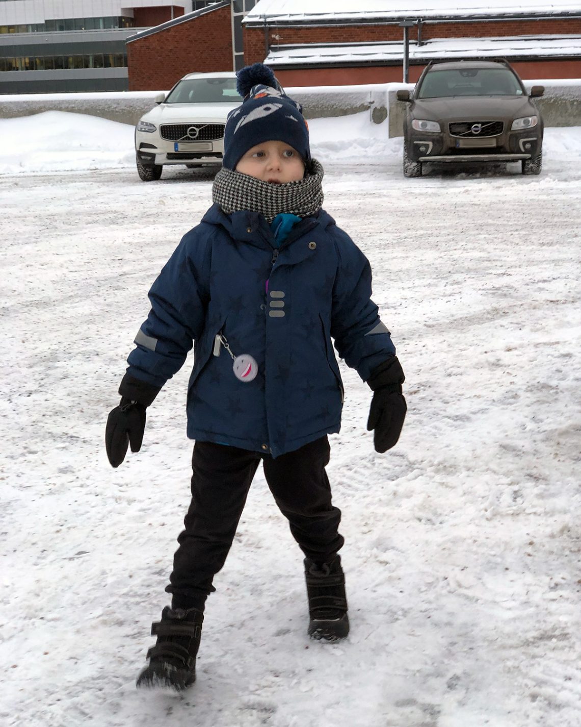 Elis högst uppe i p-huset vid sjukhuset.